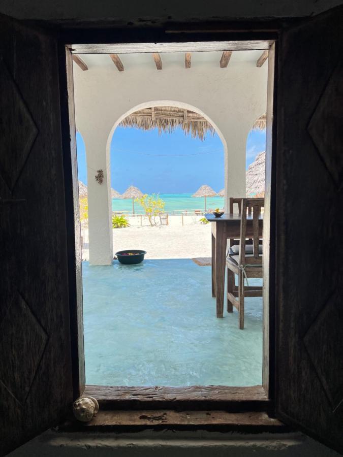 Duara Beach House Hotel Paje Bagian luar foto