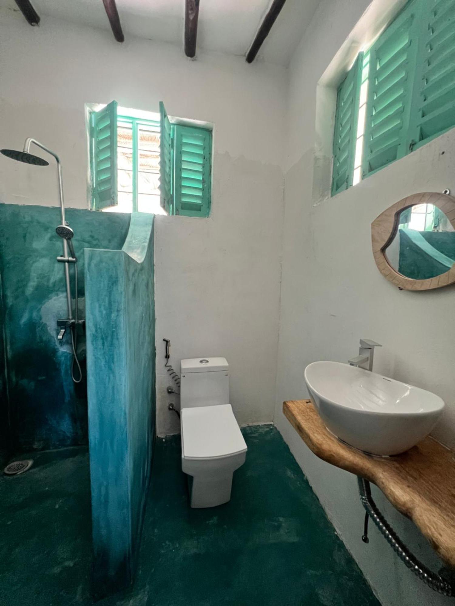 Duara Beach House Hotel Paje Bagian luar foto